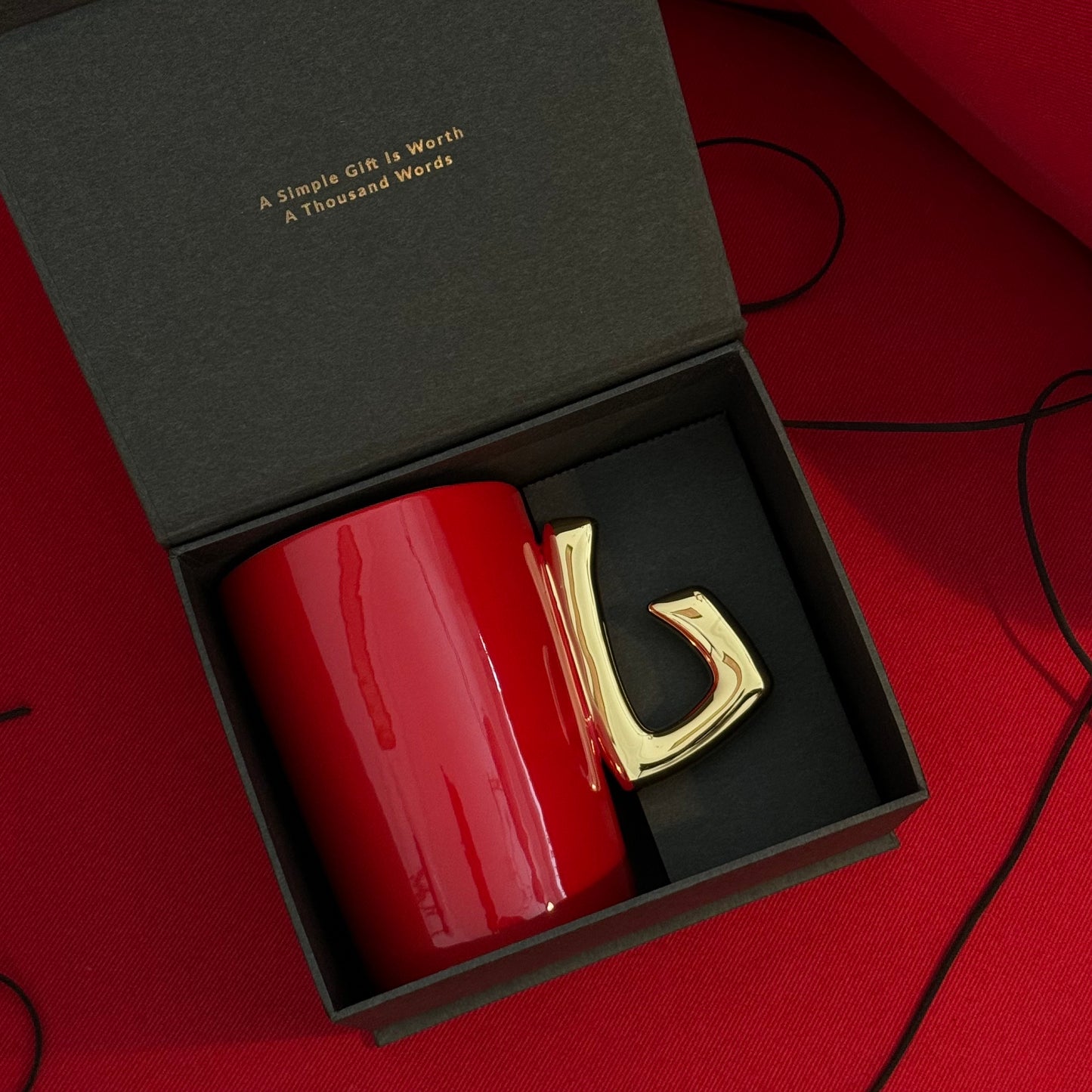 Stan&Co 15 OZ LETTER MUG 1.0 LUSTER RED|CERAMIC
