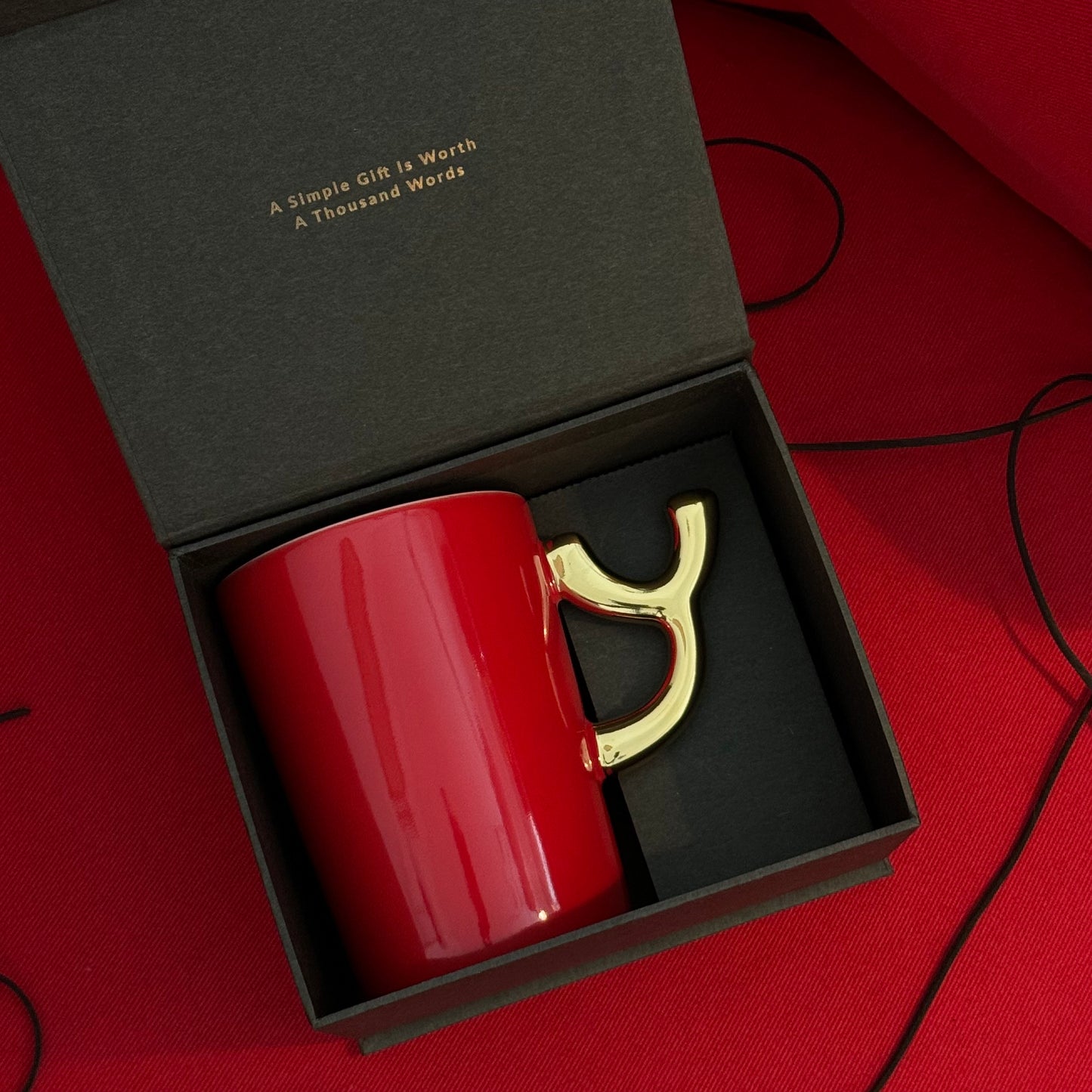 Stan&Co 15 OZ LETTER MUG 1.0 LUSTER RED|CERAMIC